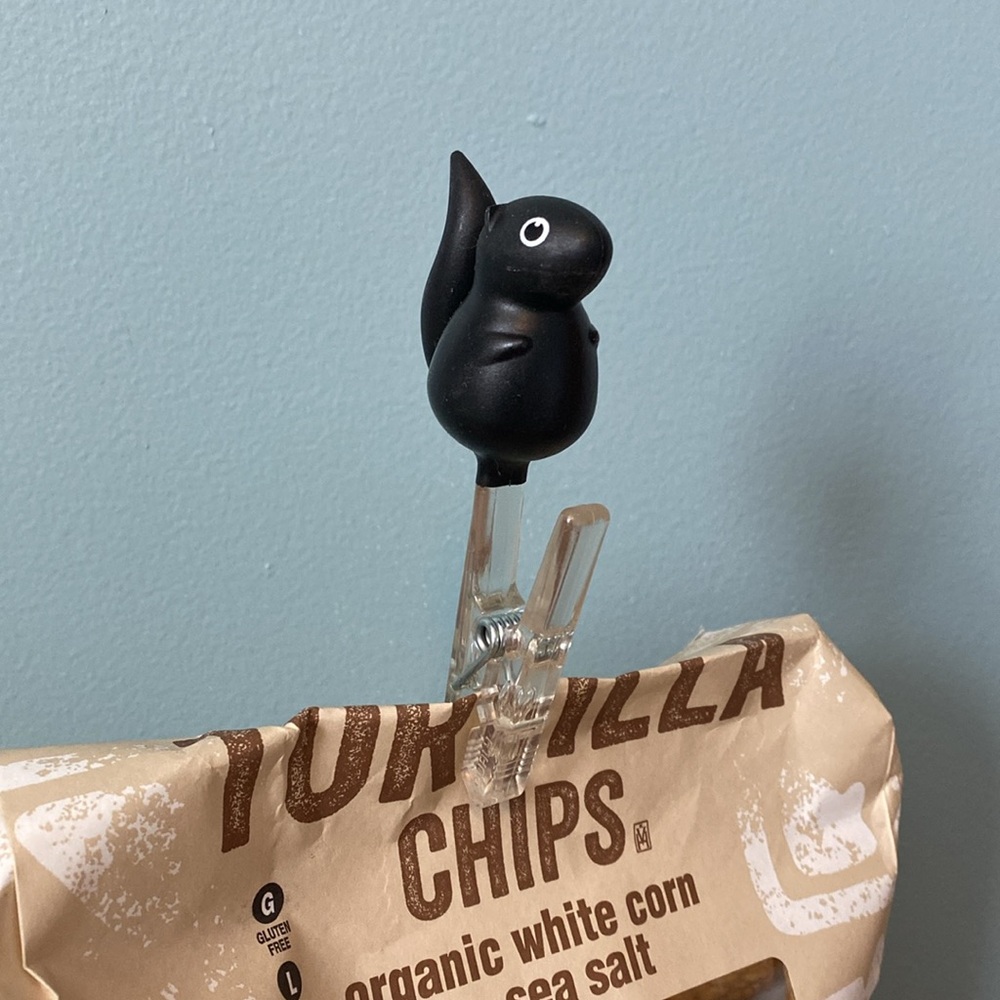 Qualy Design Black Peg Squirrel Clothespins Clips NEW in box